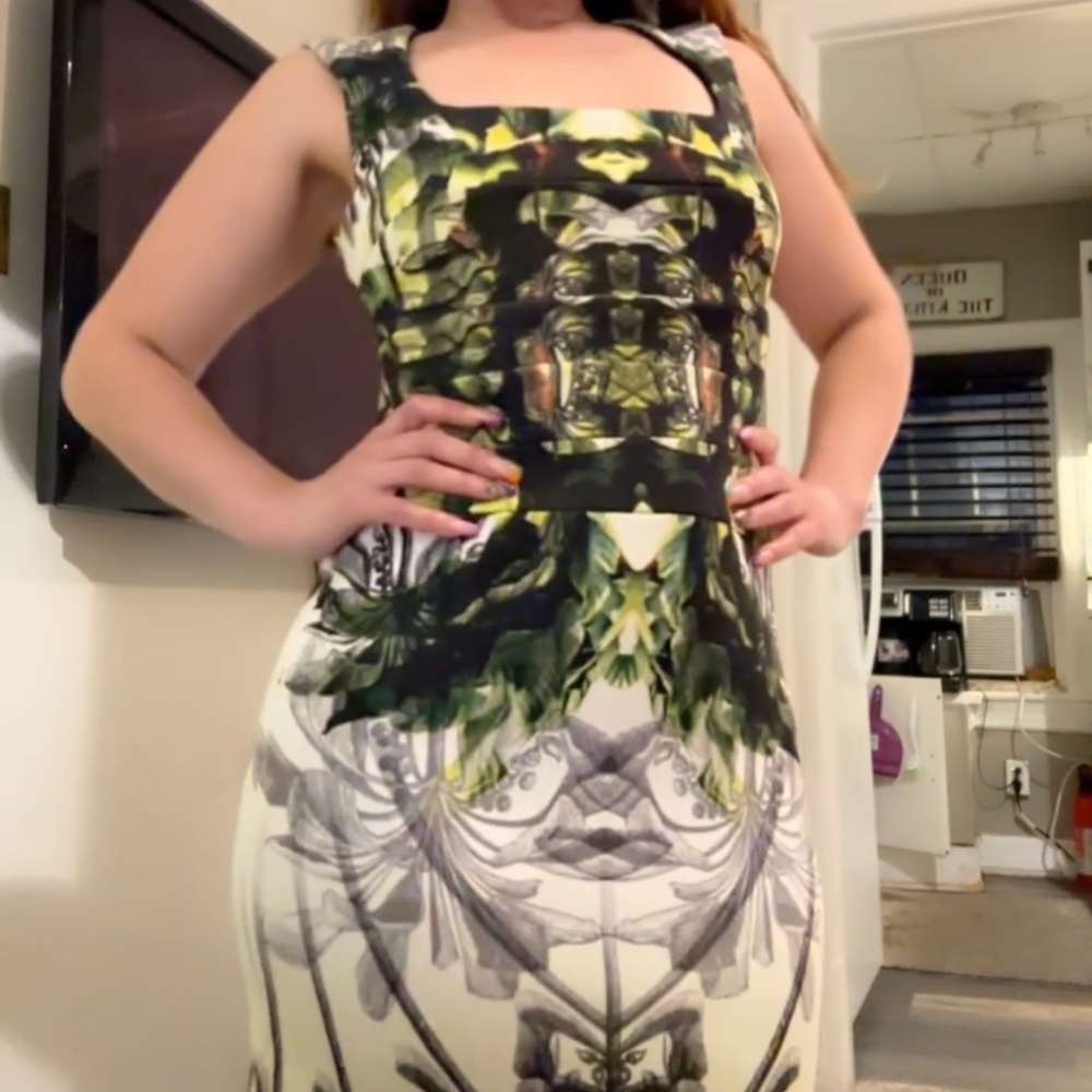 Lady’s Dress